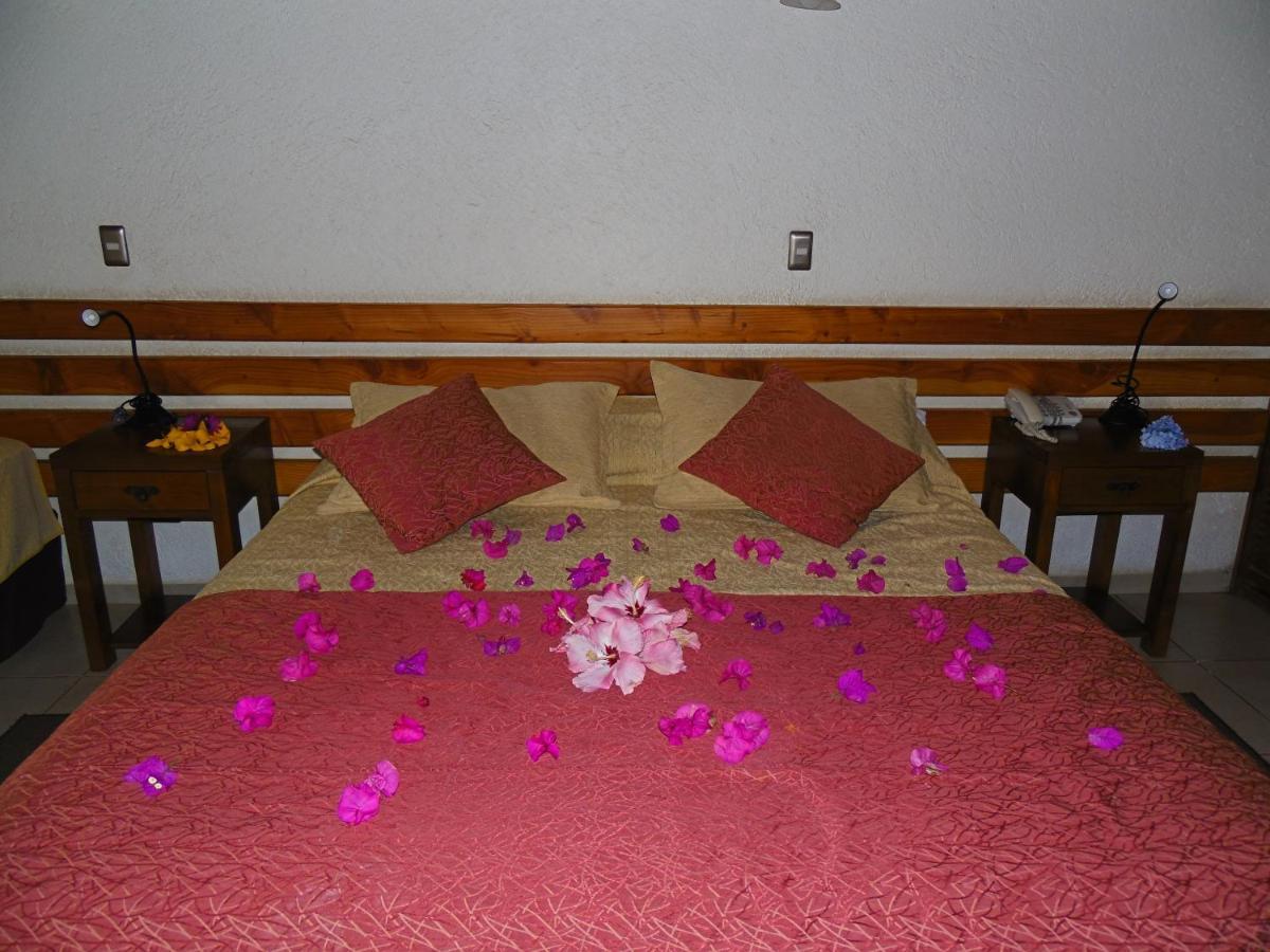 Hotel Puku Vai Hanga Roa Buitenkant foto