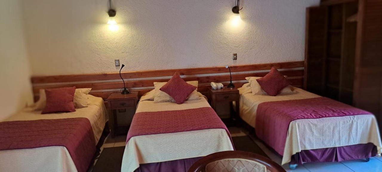Hotel Puku Vai Hanga Roa Buitenkant foto