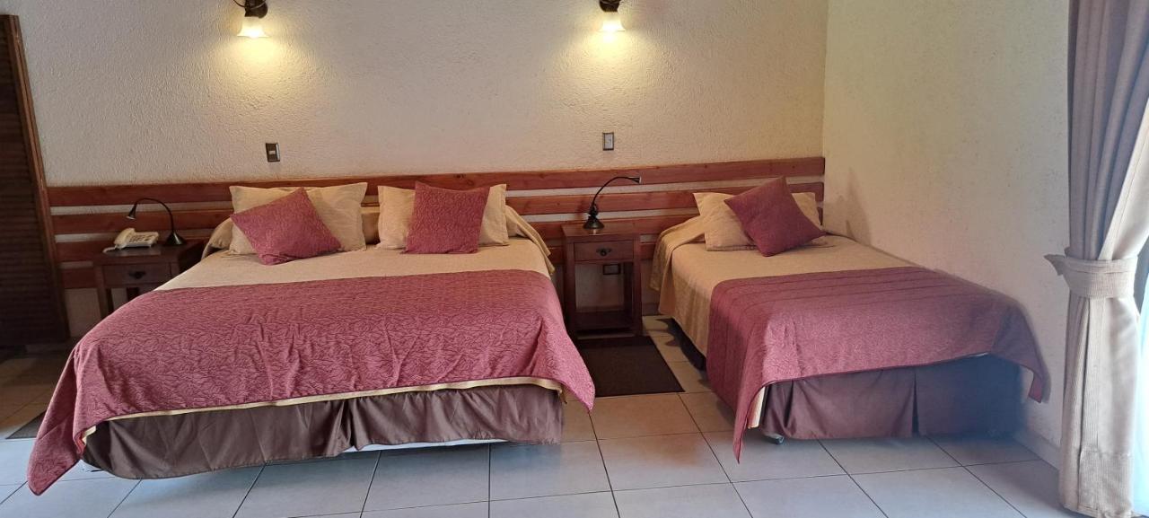 Hotel Puku Vai Hanga Roa Buitenkant foto