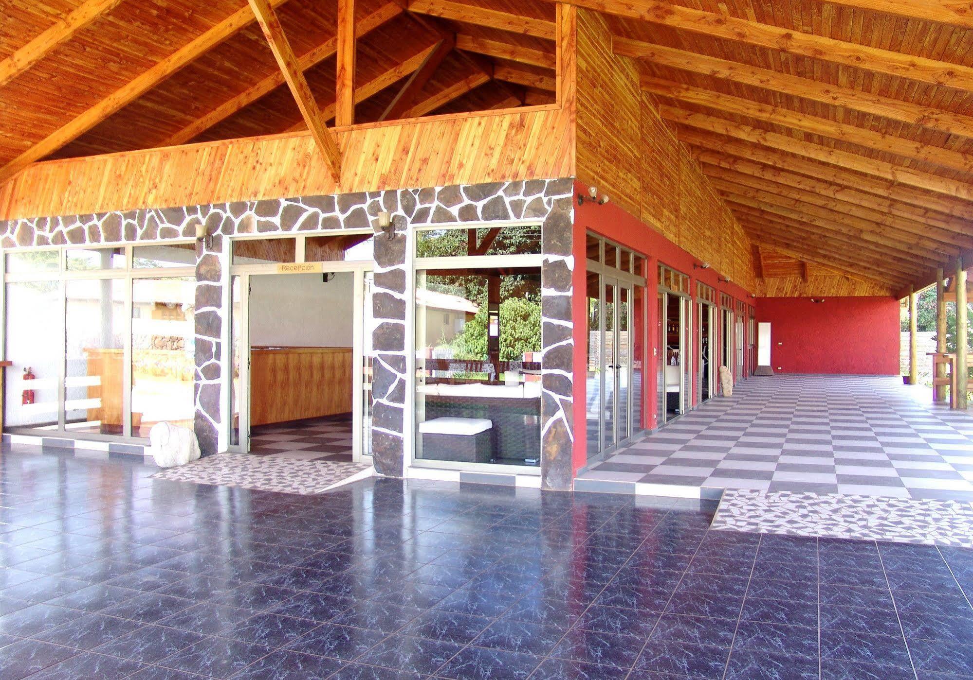 Hotel Puku Vai Hanga Roa Buitenkant foto